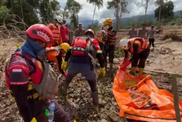 Mayat Bocah Ditemukan di Sungai Batang Palembayan Agam