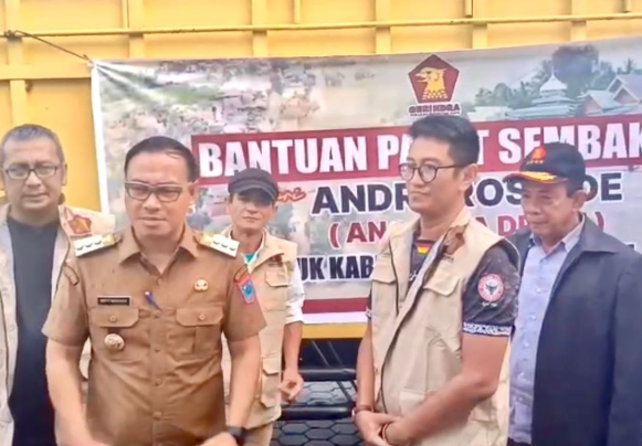 Andre Rosiade Kirim 1.000 Paket Untuk Korban Banjir Sumatra