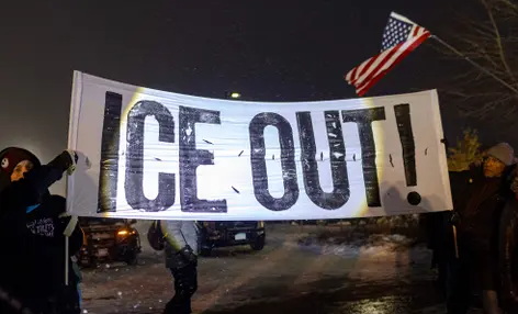 Protes ICE di Minneapolis Terus Memanas, Tentara Siaga