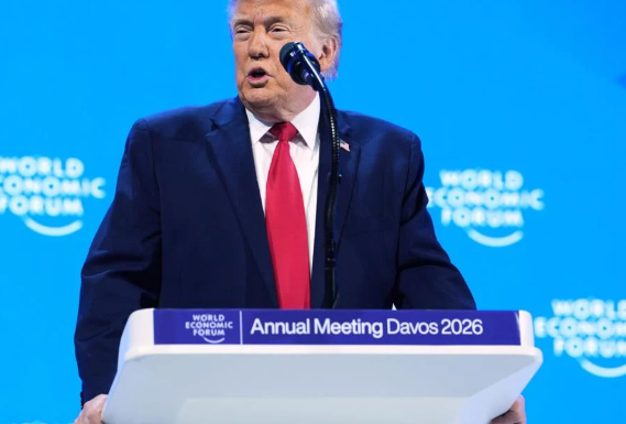 Trump Softens Greenland Threat, No Tarif Eropa