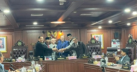 Wayan Sudirta Menggantikan TB Hasanuddin