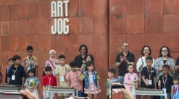 Dunia Hiburan Terkini Gosip Artis dan Musik Viral